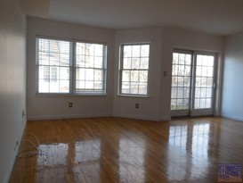 Home for Sale Throggs Neck, Bronx