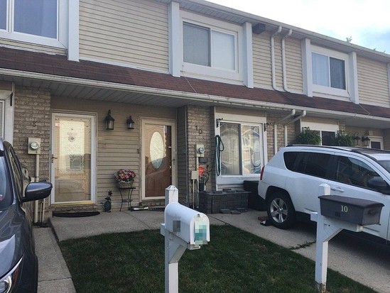 Single-family for Pre-foreclosure / auction Mariners Harbor, Staten Island