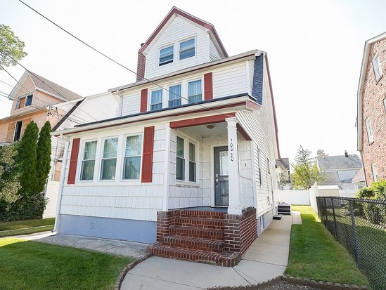 Single-family for Sale Queens Village, Queens