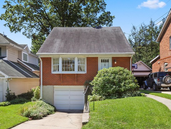 Single-family for Sale Todt Hill, Staten Island