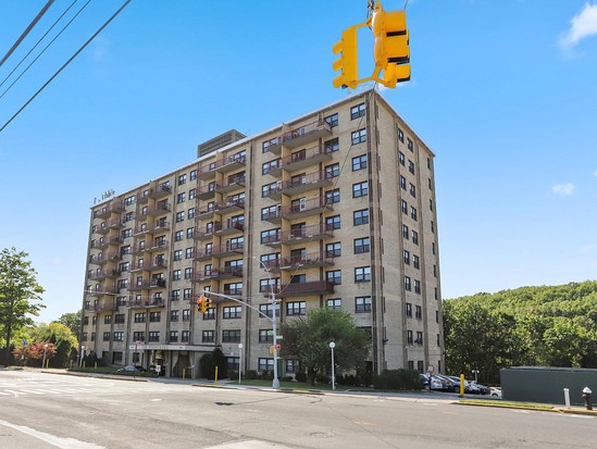 Condo for Sale Clove Lake, Staten Island