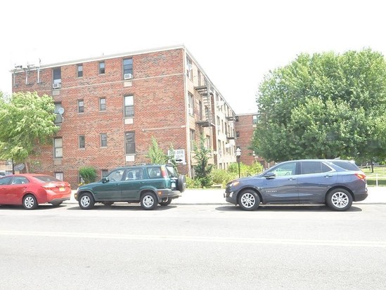 Single-family for Sale Canarsie, Brooklyn