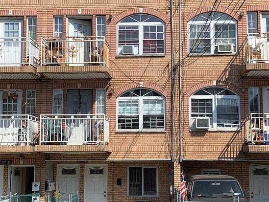 Multi-family for Sale South Richmond Hill, Queens