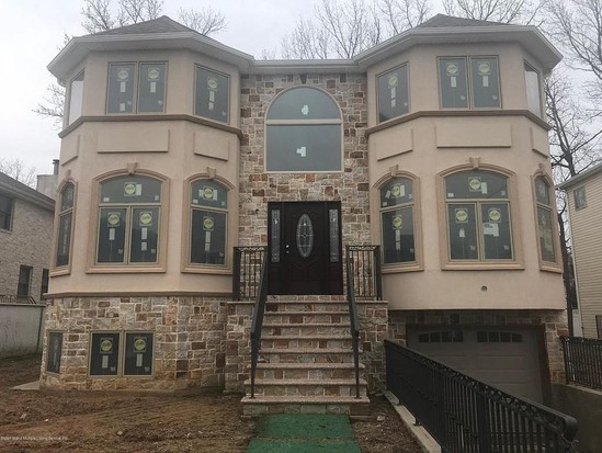 Single-family for Sale Tottenville, Staten Island