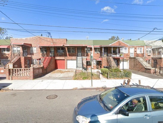 Multi-family for Pre-foreclosure / auction Canarsie, Brooklyn