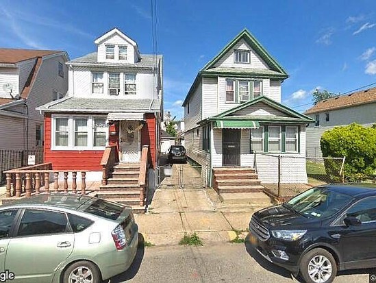 Single-family for Sale South Richmond Hill, Queens