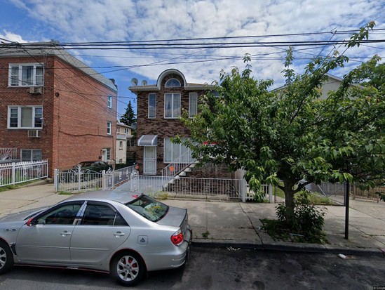 Multi-family for Pre-foreclosure Canarsie, Brooklyn