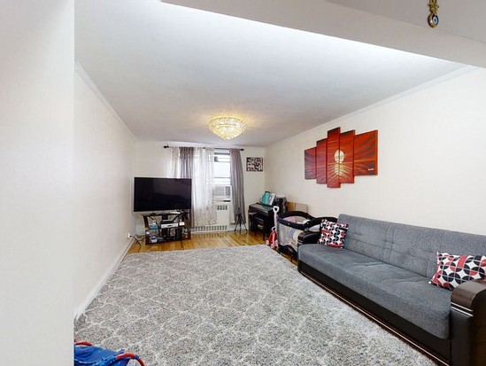 Condo for Sale Forest Hills, Queens