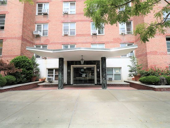 Condo for Sale Forest Hills, Queens