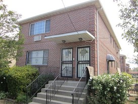 Home for Pre-foreclosure / auction Canarsie, Brooklyn