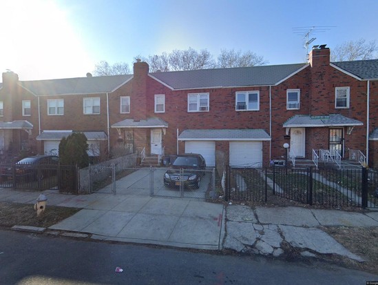 Multi-family for Pre-foreclosure / auction Hollis, Queens