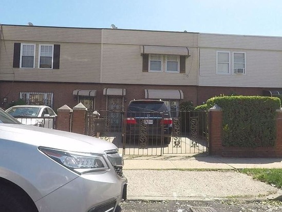 Single-family for Sale Brownsville, Brooklyn