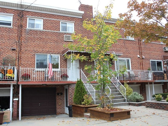 Single-family for Sale Throggs Neck, Bronx