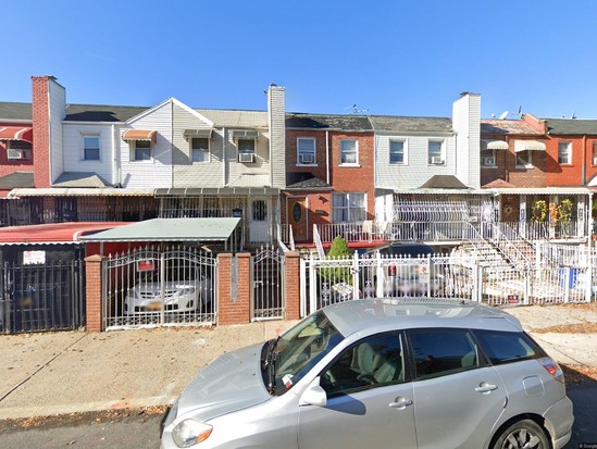 Single-family for Pre-foreclosure Soundview, Bronx