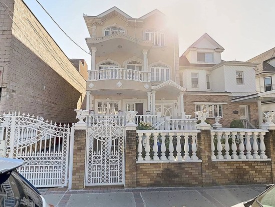 Multi-family for Sale South Richmond Hill, Queens