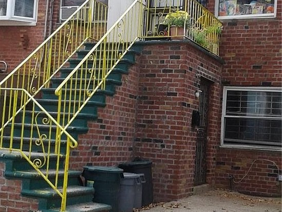 Multi-family for Pre-foreclosure / auction Canarsie, Brooklyn