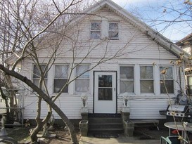 Home for Pre-foreclosure / auction Far Rockaway, Queens