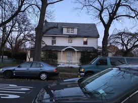 Home for Pre-foreclosure / auction Hollis, Queens