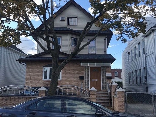 Single-family for Pre-foreclosure / auction South Richmond Hill, Queens