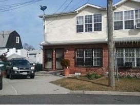 Home for Pre-foreclosure Far Rockaway, Queens