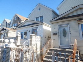 Home for Pre-foreclosure / auction South Richmond Hill, Queens