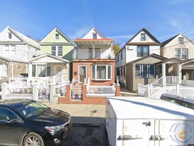 Home for Pre-foreclosure / auction South Richmond Hill, Queens