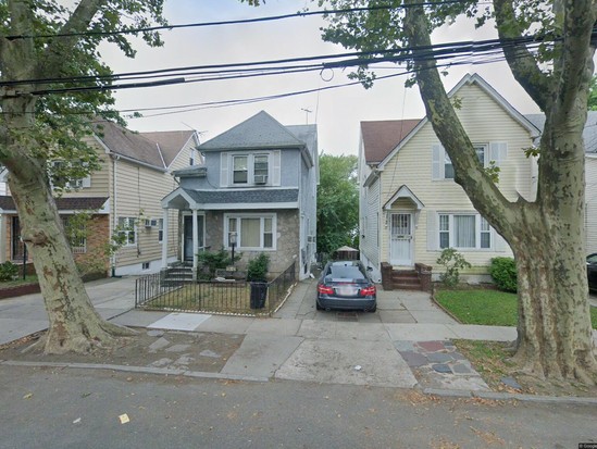 Single-family for Pre-foreclosure / auction Hollis, Queens