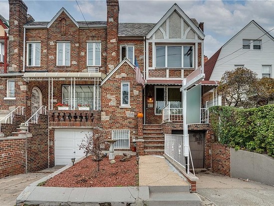 Single-family for Sale Dyker Heights, Brooklyn