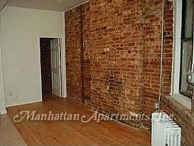 Home for Pre-foreclosure / auction Crown Heights, Brooklyn