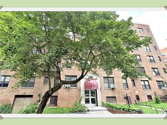 Condo for Sale Forest Hills, Queens