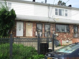 Home for Auction St Albans, Queens