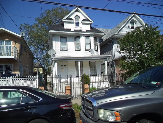 Multi-family for Sale South Richmond Hill, Queens