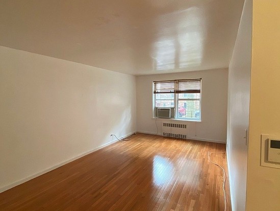 Condo for Sale Forest Hills, Queens