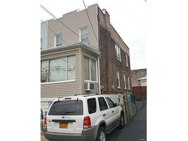 Home for Pre-foreclosure Throggs Neck, Bronx