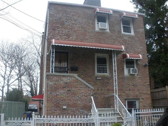 Multi-family for Sale Wakefield, Bronx