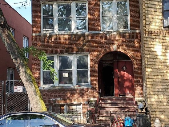 Single-family for Sale Soundview, Bronx