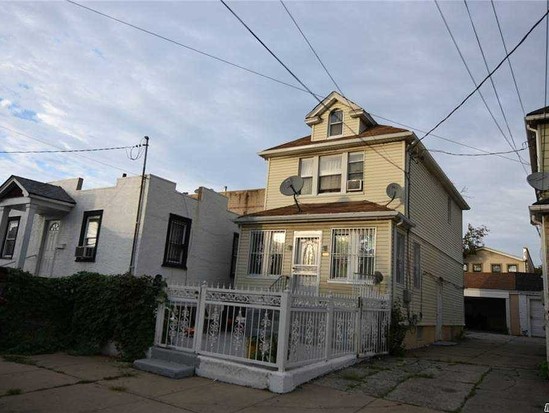 Single-family for Sale Jamaica, Queens