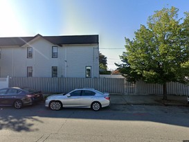 Home for Pre-foreclosure / auction South Richmond Hill, Queens