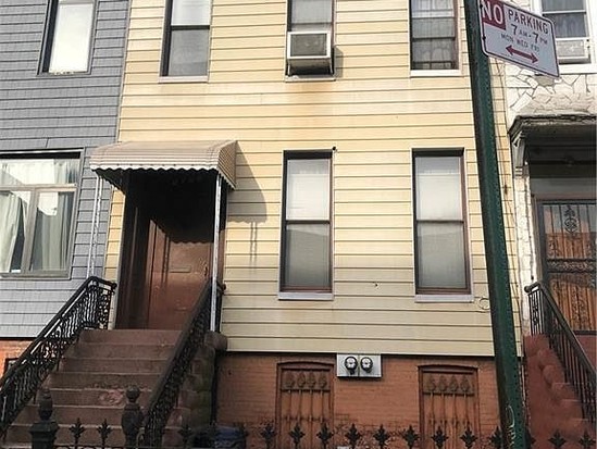 Multi-family for Pre-foreclosure / auction Bushwick, Brooklyn