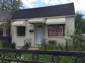 Home for Pre-foreclosure / auction St Albans, Queens