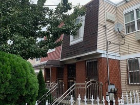 Home for Pre-foreclosure / auction Jamaica, Queens