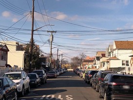 Home for Pre-foreclosure / auction Jamaica, Queens