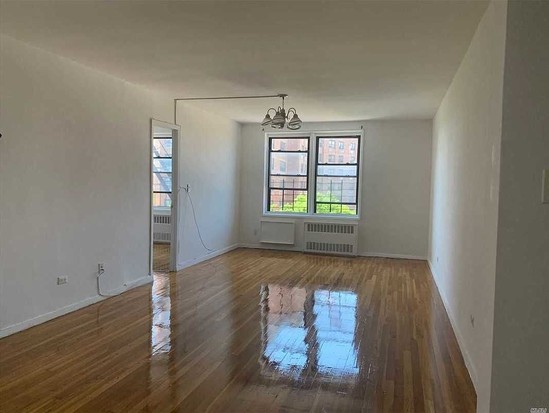 Condo for Sale Forest Hills, Queens