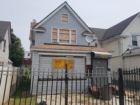 Home for Pre-foreclosure / auction Jamaica, Queens