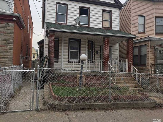 Single-family for Sale North Corona, Queens