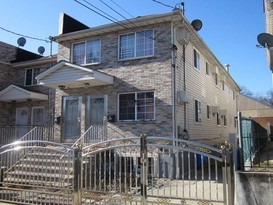 Home for Pre-foreclosure / auction Jamaica, Queens