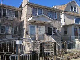 Home for Pre-foreclosure / auction Jamaica, Queens