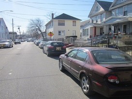 Home for Pre-foreclosure / auction Jamaica, Queens