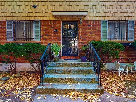 Single-family for Sale Jamaica, Queens