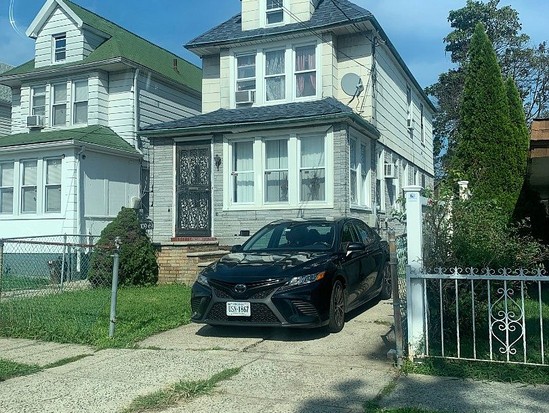 Single-family for Sale South Richmond Hill, Queens